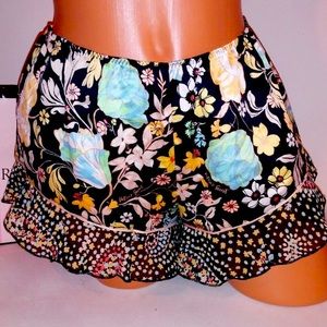 Victoria’s Secret Satin Floral Pajama Short S